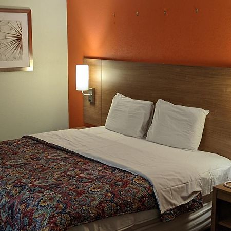 Budget Host Inn Henderson Buitenkant foto