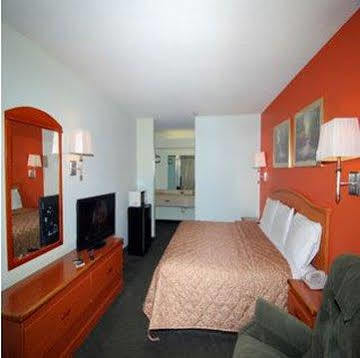 Budget Host Inn Henderson Buitenkant foto